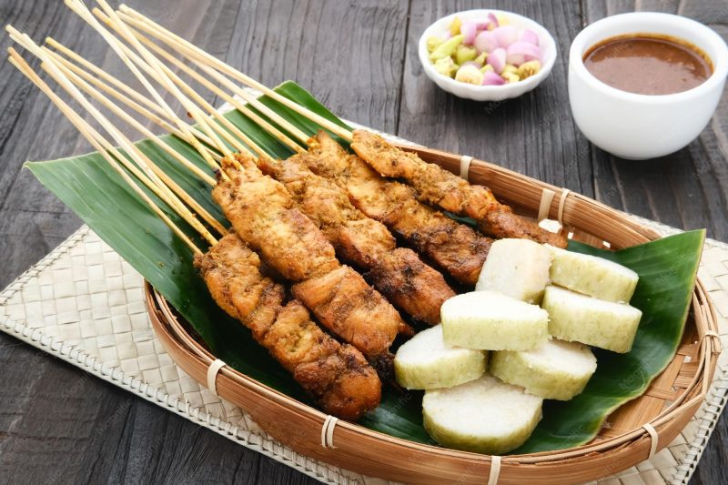 Lontong + Sate Ayam
